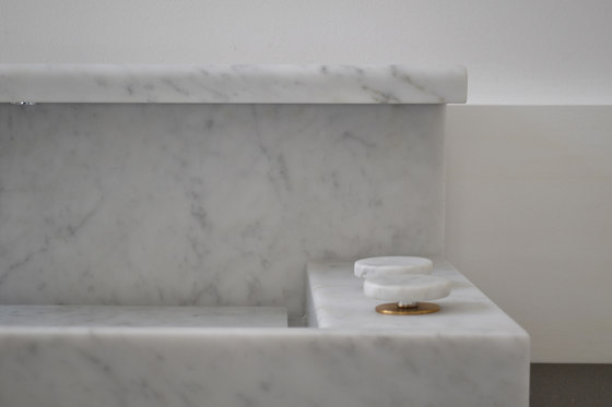 JP Washbasin in Carrara marble | Waschtische | mg12