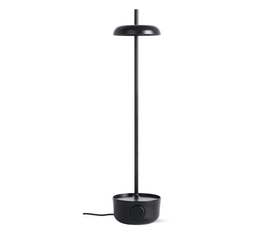 Focal LED Lamp with USB Port | Table lights | Design Within Reach