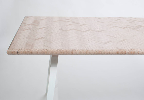 Constructed Surface table | Tables de repas | Tuttobene