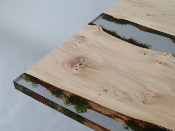 Undergrowth | Moss Table 3 | Esstische | Alcarol