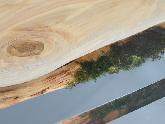Undergrowth | Moss Table Limited Edition | Esstische | Alcarol
