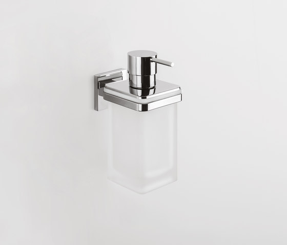 BasicQ | Soap dispenser | Distributeurs de savon / lotion | COLOMBO DESIGN