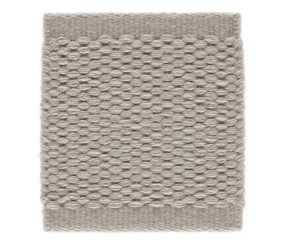 Arkad | Pale Oat 8011 | Rugs | Kasthall