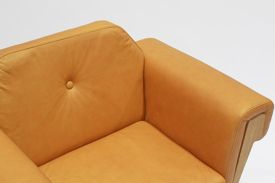 Hove Club | Chair Leather | Poltrone | Liqui Contracts