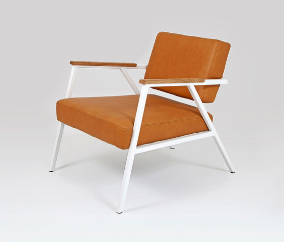 Studio | Easy Chair | Poltrone | Liqui Contracts