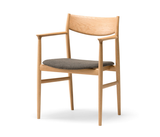 KAMUY Armchair upholstered seat | Sillas | Conde House