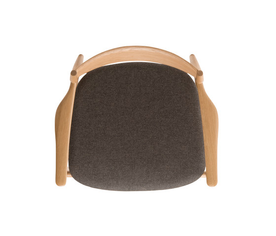KAMUY Armchair upholstered seat | Stühle | Conde House