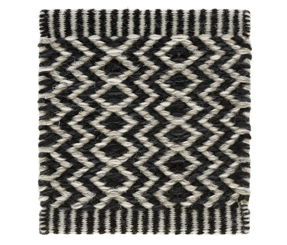 Ingrid Icon | Almost Black-Winter Landscape 9537-9835 | Rugs | Kasthall