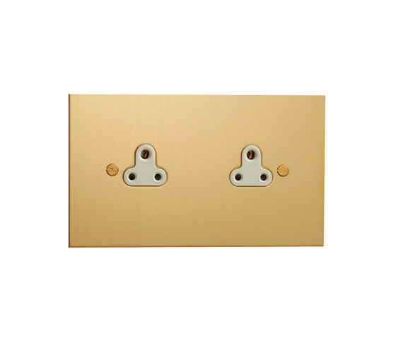 Unlacquered Brass double 2amp socket | Enchufes estándar UK | Forbes & Lomax