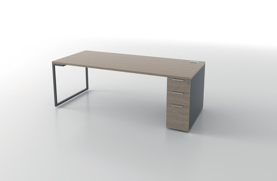 Ibis | Desks | ALEA