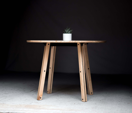The Crux Table | Tavoli pranzo | Harkavy Furniture