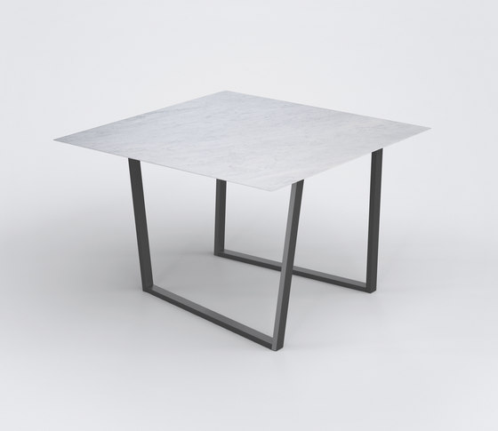Dritto Dining Table 120 x 120 cm | Tables de repas | Salvatori