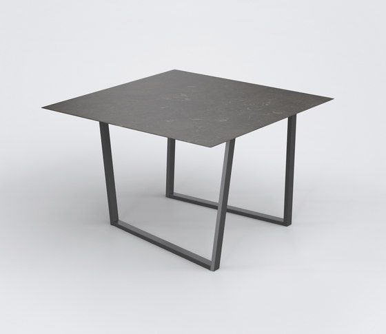 Dritto Dining Table 120 x 120 cm | Mesas comedor | Salvatori