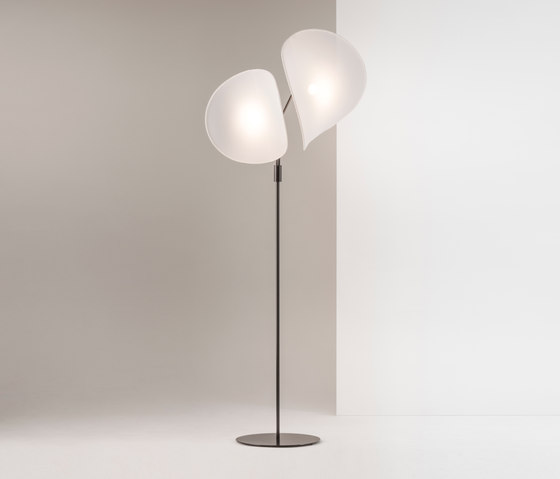 Manta Floor Lamp | Free-standing lights | bs.living