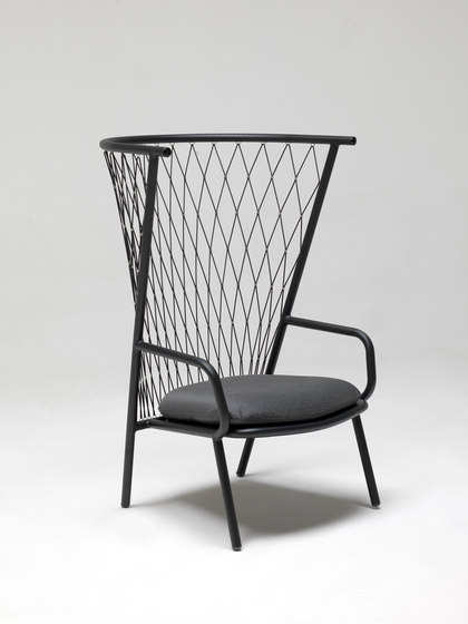 Nef Lounge chair tall back | 627 | Sessel | EMU Group