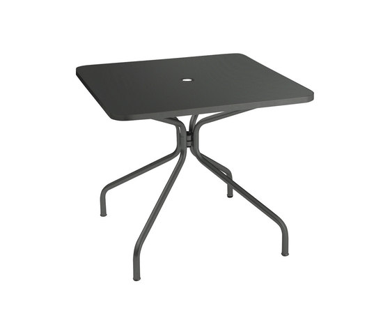 Solid Square Table | 829 | Bistro tables | EMU Group