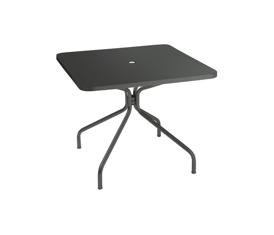 Solid Square Table | 824 | Bistro tables | EMU Group