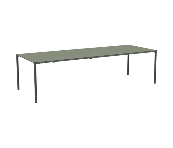 Terramare 8+2/4 seats extensible table | 739 | Esstische | EMU Group