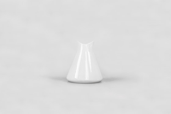 Tata Milk jug | Vaisselle | HANDS ON DESIGN