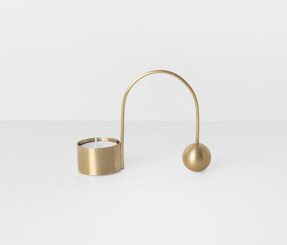 Balance Tealight Holder - Brass | Portacandele | ferm LIVING