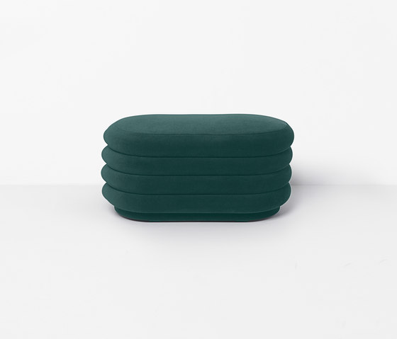 Pouf Oval - Dark Green - Medium | Poufs | ferm LIVING