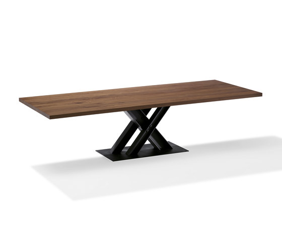 Victor Dining Table of Wood | 1470 | Dining tables | DRAENERT