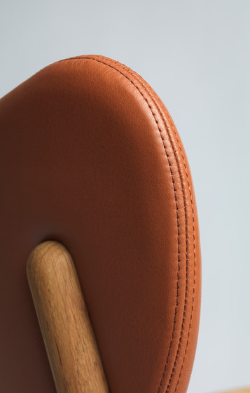 Salon Chair - Oak / Oil | Sedie | Ro Collection