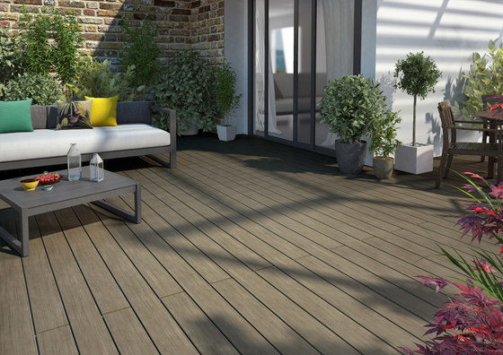 Atmosphere | Brushed Decking board - Cayenne Grey | Pavimenti | Silvadec
