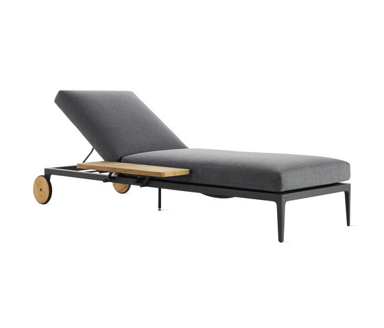 Grid Sofa Chaise | Lettini giardino | Design Within Reach