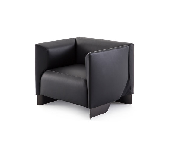 131 ZH One | Armchairs | Cassina