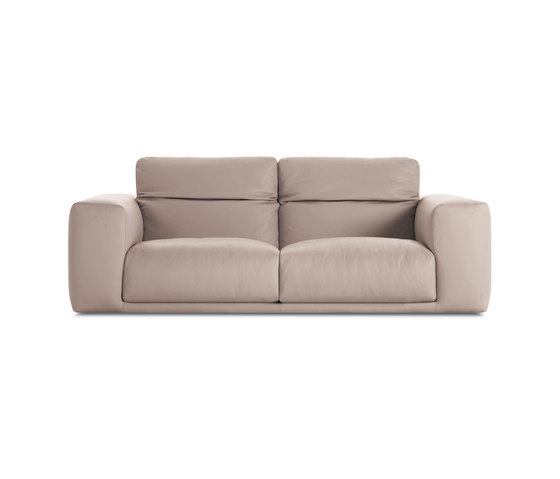 Kelston 95” Sofa | Sofás | Design Within Reach