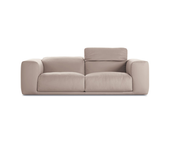 Kelston 95” Sofa | Sofás | Design Within Reach