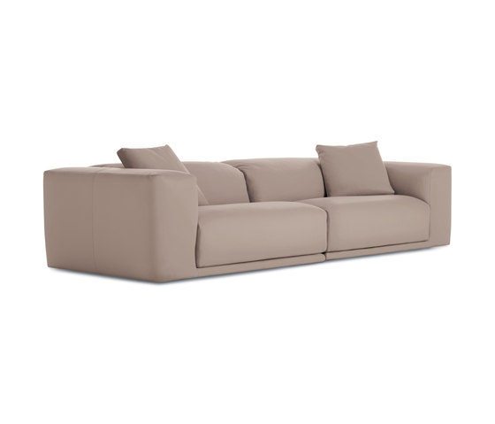 Kelston 115” Sofa | Sofás | Design Within Reach