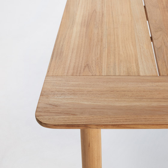 Terassi Dining Table | Tavoli pranzo | Design Within Reach