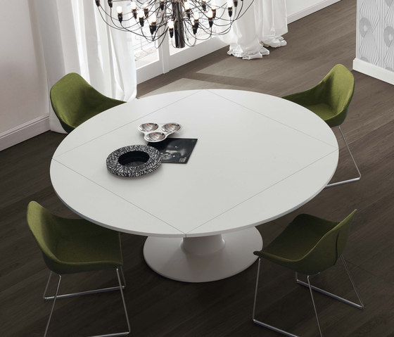 Moon | Dining tables | Jesse