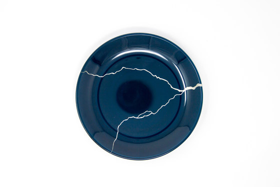 Tsukroi 2 Blue | Dinnerware | HANDS ON DESIGN
