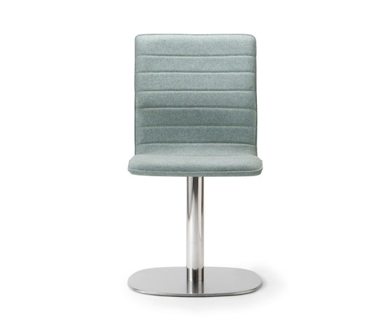Conference base 107 | Chairs | Torre 1961