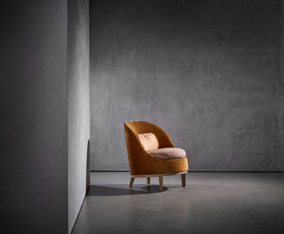 BELLE Armchair | Armchairs | Piet Boon