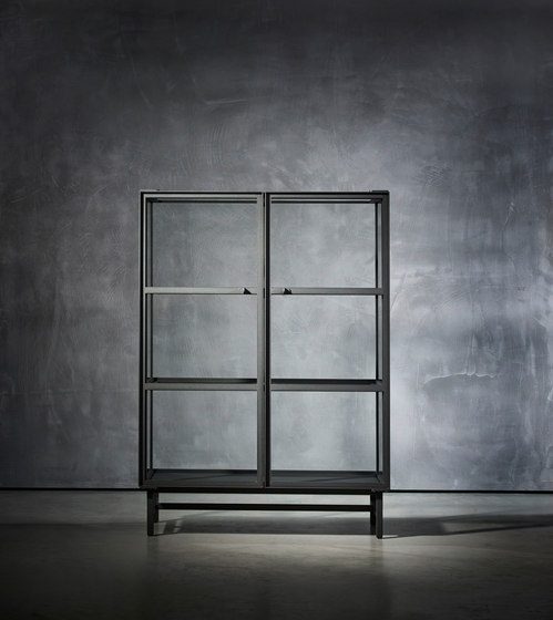 FINN Cabinet | Display cabinets | Piet Boon