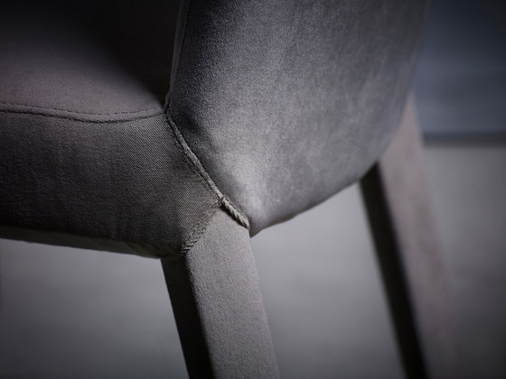 MINNE Dining Chair | Stühle | Piet Boon