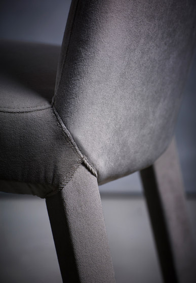 MINNE Dining Chair | Sillas | Piet Boon