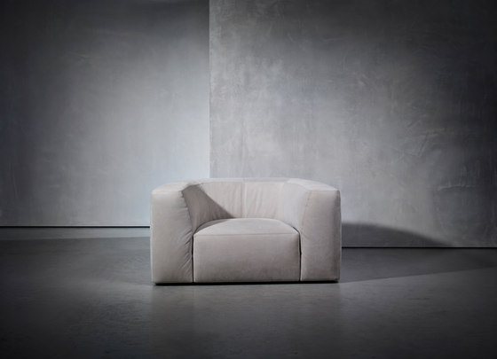BO Armchair | Armchairs | Piet Boon