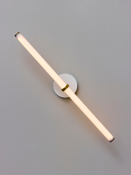 Light Object 014 - LED light, wall, natural brass finish | Wall lights | Naama Hofman Light Objects