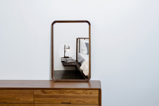 Mirrors | Vanity mirror | Spiegel | District Eight