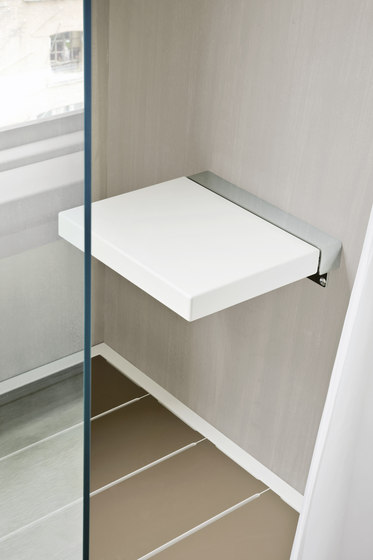 Unico Asiento en poliuretano | Asientos de ducha | Rexa Design