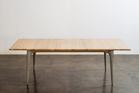 Salk Expanding Dining Table | Dining tables | District Eight