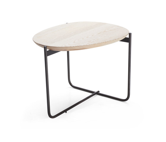 Pebbles | side table | Mesas auxiliares | more