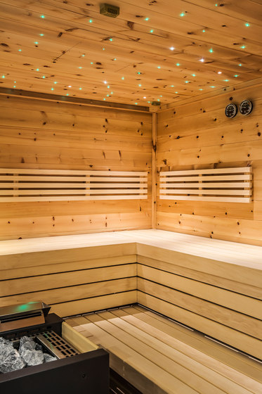 Swiss pine Indoor sauna | Saunas | DEISL SAUNA & WELLNESS