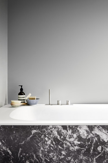 R1 with panels | Bathtubs | Rexa Design