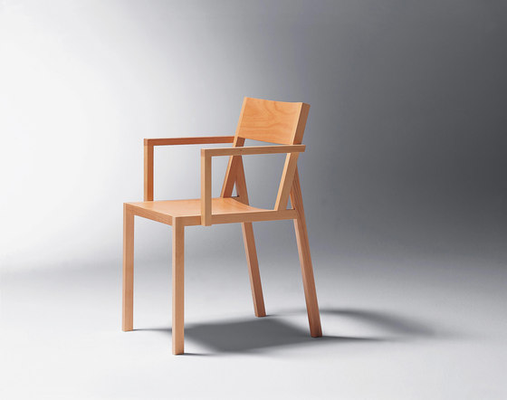 Steiner | Chair Delta with armrests | Chaises | Schmidinger Möbelbau